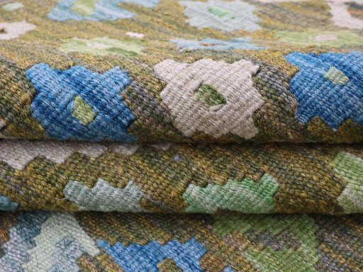 Close-up detail of New Modern Design rug from Pakistan showing Wool weave
