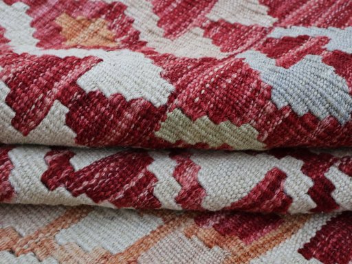 Close-up detail of New Modern Design rug from Pakistan showing Wool weave