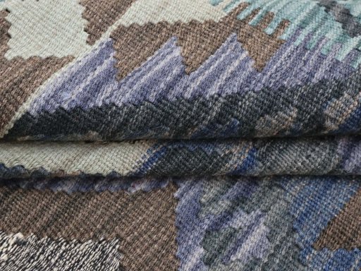 Close-up detail of New Modern Design rug from Pakistan showing Wool weave