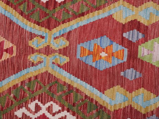 Central medallion detail of New Modern Design rug from Pakistan