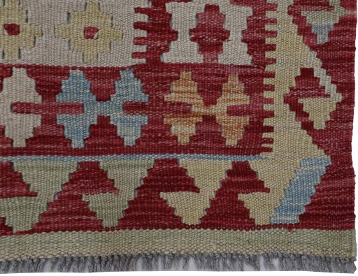 Close-up detail of New Modern Design rug from Pakistan showing Wool weave