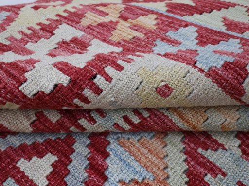 Close-up detail of New Modern Design rug from Pakistan showing Wool weave