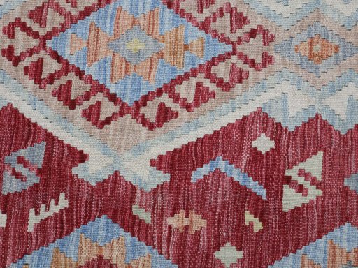 Central medallion detail of New Modern Design rug from Pakistan