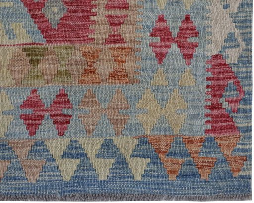 Close-up detail of New Modern Design rug from Pakistan showing Wool weave