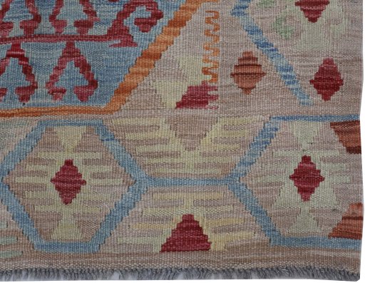 Close-up detail of New Modern Design rug from Pakistan showing Wool weave