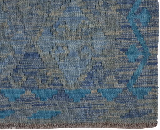 Close-up detail of New Modern Design rug from Pakistan showing Wool weave