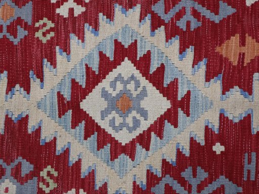 Central medallion detail of New Modern Design rug from Pakistan