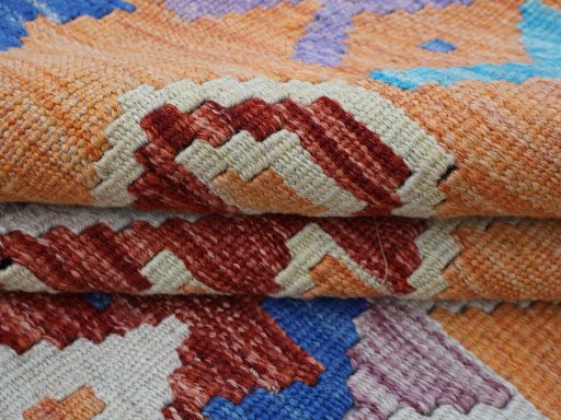 Close-up detail of New Modern Design rug from Pakistan showing Wool weave
