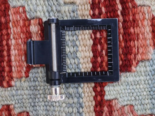 Corner detail of New Modern Design rug showing border pattern and Wool pile