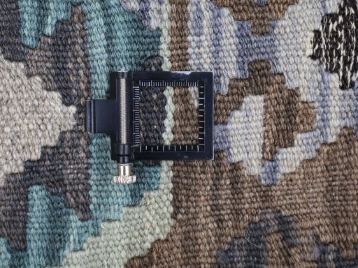 Corner detail of New Modern Design rug showing border pattern and Wool pile