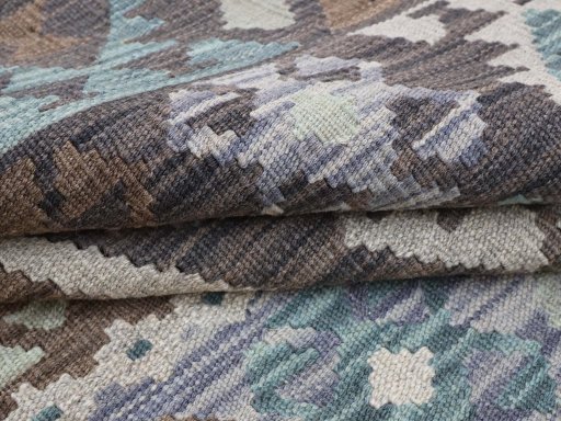 Close-up detail of New Modern Design rug from Pakistan showing Wool weave
