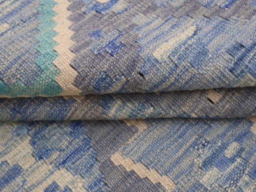 Close-up detail of New Modern Design rug from Pakistan showing Wool weave