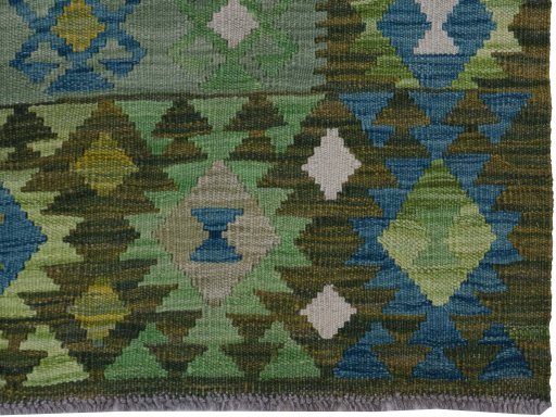 Close-up detail of New Modern Design rug from Pakistan showing Wool weave