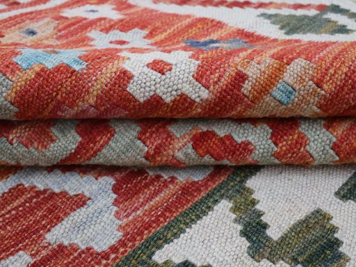 Close-up detail of New Modern Design rug from Pakistan showing Wool weave