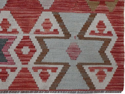 Close-up detail of New Modern Design rug from Pakistan showing Wool weave