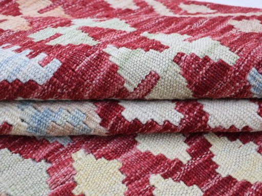 Close-up detail of New Modern Design rug from Pakistan showing Wool weave