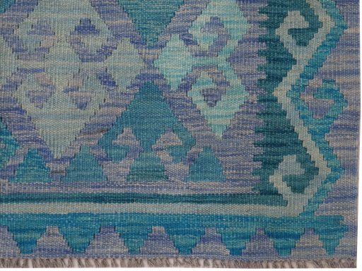 Close-up detail of New Modern Design rug from Pakistan showing Wool weave