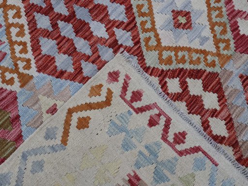 Surface texture of New Modern Design rug with natural Wool and intricate pattern