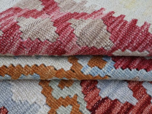 Close-up detail of New Modern Design rug from Pakistan showing Wool weave