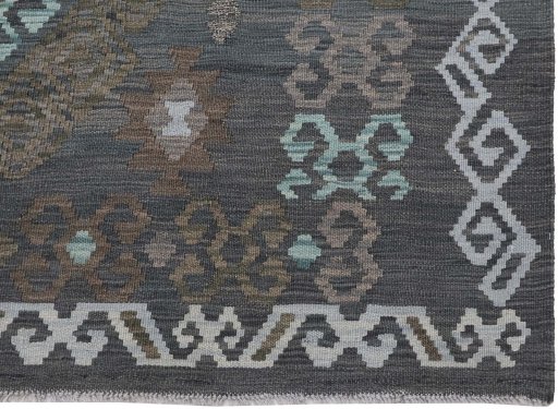 Close-up detail of New Modern Design rug from Pakistan showing Wool weave
