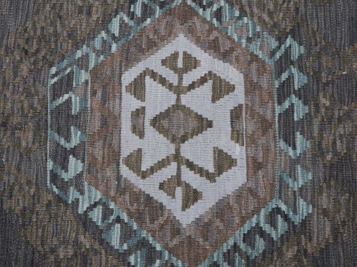 Central medallion detail of New Modern Design rug from Pakistan