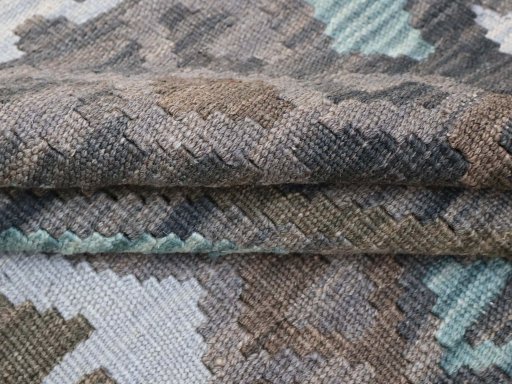 Close-up detail of New Modern Design rug from Pakistan showing Wool weave