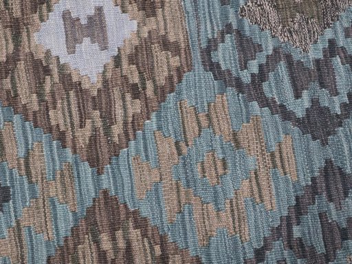 Central medallion detail of New Modern Design rug from Pakistan