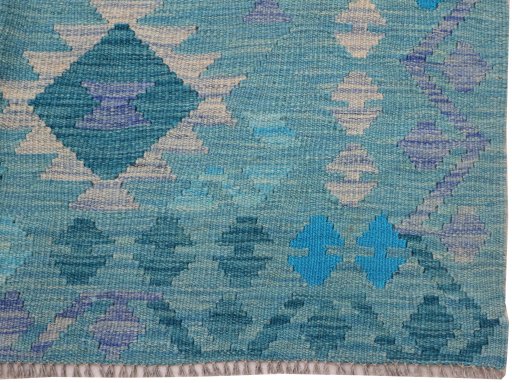 Close-up detail of New Modern Design rug from Pakistan showing Wool weave