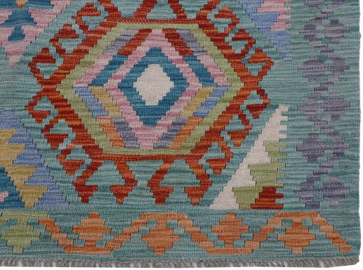 Close-up detail of New Modern Design rug from Pakistan showing Wool weave