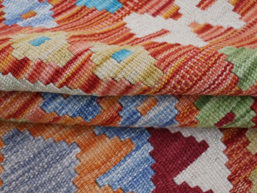 Close-up detail of New Modern Design rug from Pakistan showing Wool weave