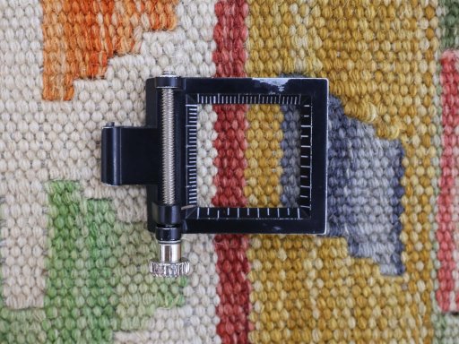 Corner detail of New Modern Design rug showing border pattern and Wool pile