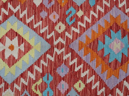 Central medallion detail of New Modern Design rug from Pakistan
