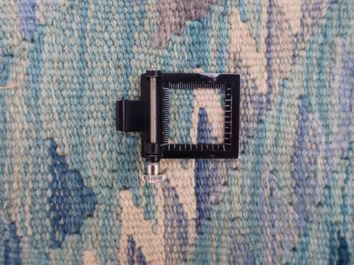 Corner detail of New Modern Design rug showing border pattern and Wool pile