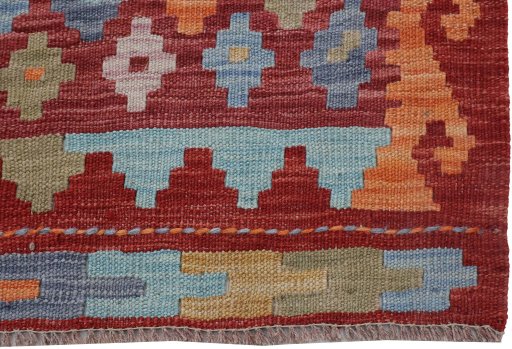 Close-up detail of New Modern Design rug from Pakistan showing Wool weave