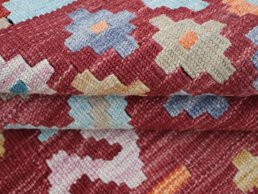 Close-up detail of New Modern Design rug from Pakistan showing Wool weave