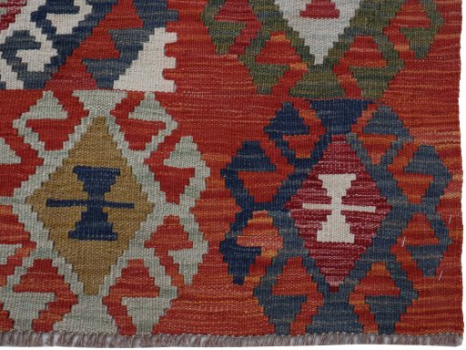 Close-up detail of New Modern Design rug from Pakistan showing Wool weave
