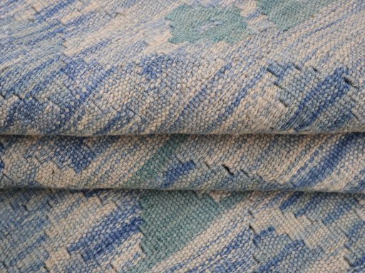 Close-up detail of New Modern Design rug from Pakistan showing Wool weave