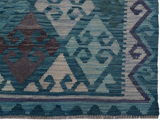 Close-up detail of New Modern Design rug from Pakistan showing Wool weave