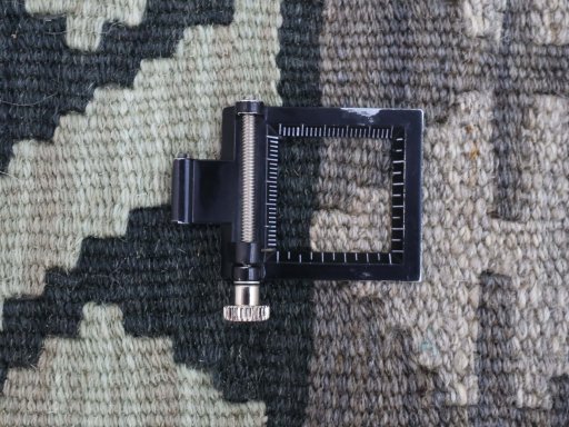 Corner detail of New Modern Design rug showing border pattern and Wool pile