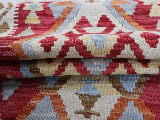 Close-up detail of New Modern Design rug from Pakistan showing Wool weave