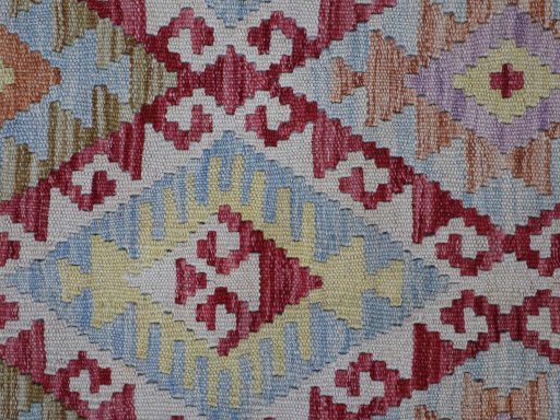 Central medallion detail of New Modern Design rug from Pakistan
