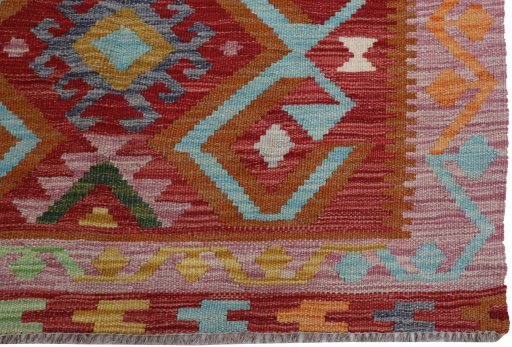 Close-up detail of New Modern Design rug from Pakistan showing Wool weave