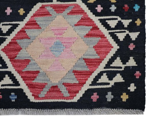 Close-up detail of New Modern Design rug from Pakistan showing Wool weave