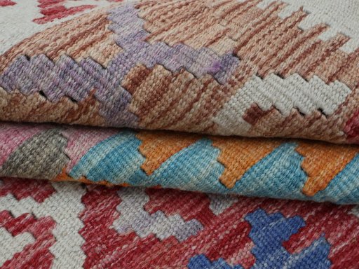 Close-up detail of New Modern Design rug from Pakistan showing Wool weave