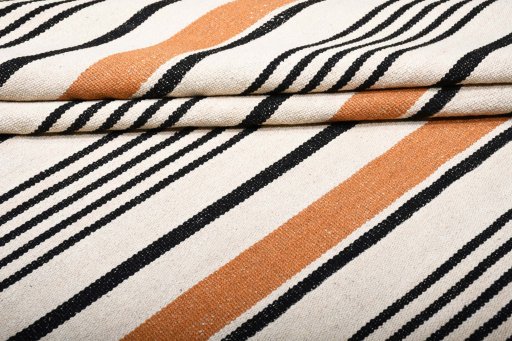 Corner detail of New Modern Design rug showing border pattern and Wool pile