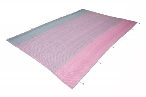 Corner detail of New Modern Design rug showing border pattern and Wool pile