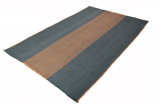 Corner detail of New Modern Design rug showing border pattern and Wool pile