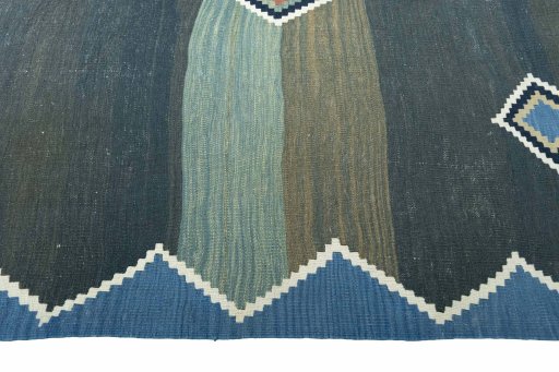 Close-up detail of New Modern Design rug from Iran / Persia showing Wool weave