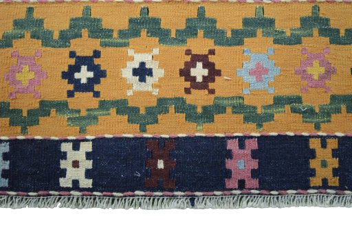 Central medallion detail of New Modern Design rug from Iran / Persia