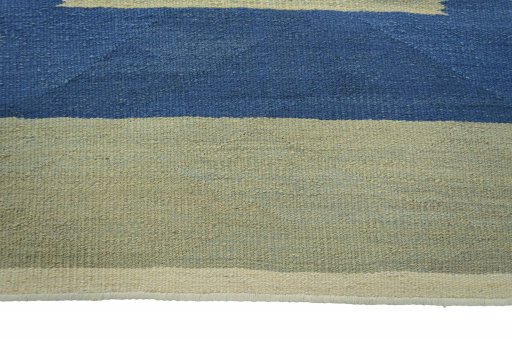 Central medallion detail of New Modern Design rug from Iran / Persia